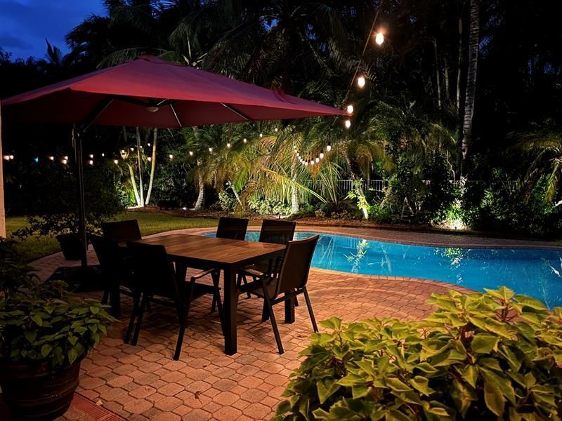 1673 Victoria Pointe Circle, Weston, FL 33327 Photo