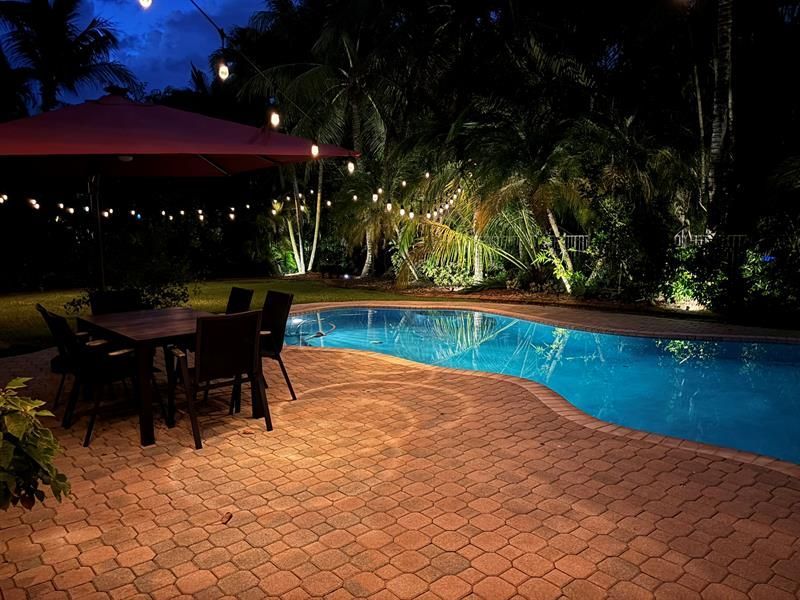 1673 Victoria Pointe Circle, Weston, FL 33327 Photo