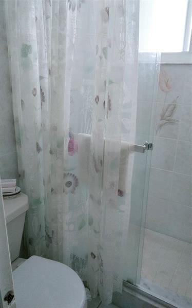 460 Paradise Isle Boulevard, Unit 301, Hallandale Beach, FL 33009 Photo