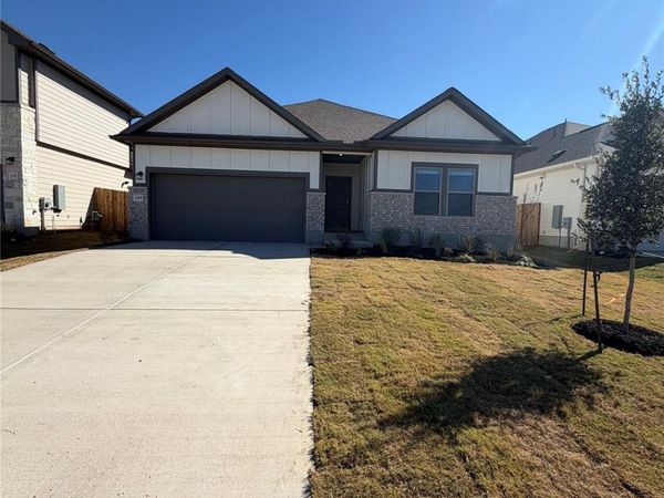 249 Red Tail Hawk LN, Cedar Creek, TX 78612