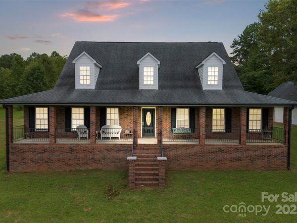 908 Ramseur Road, Bessemer City, NC 28016