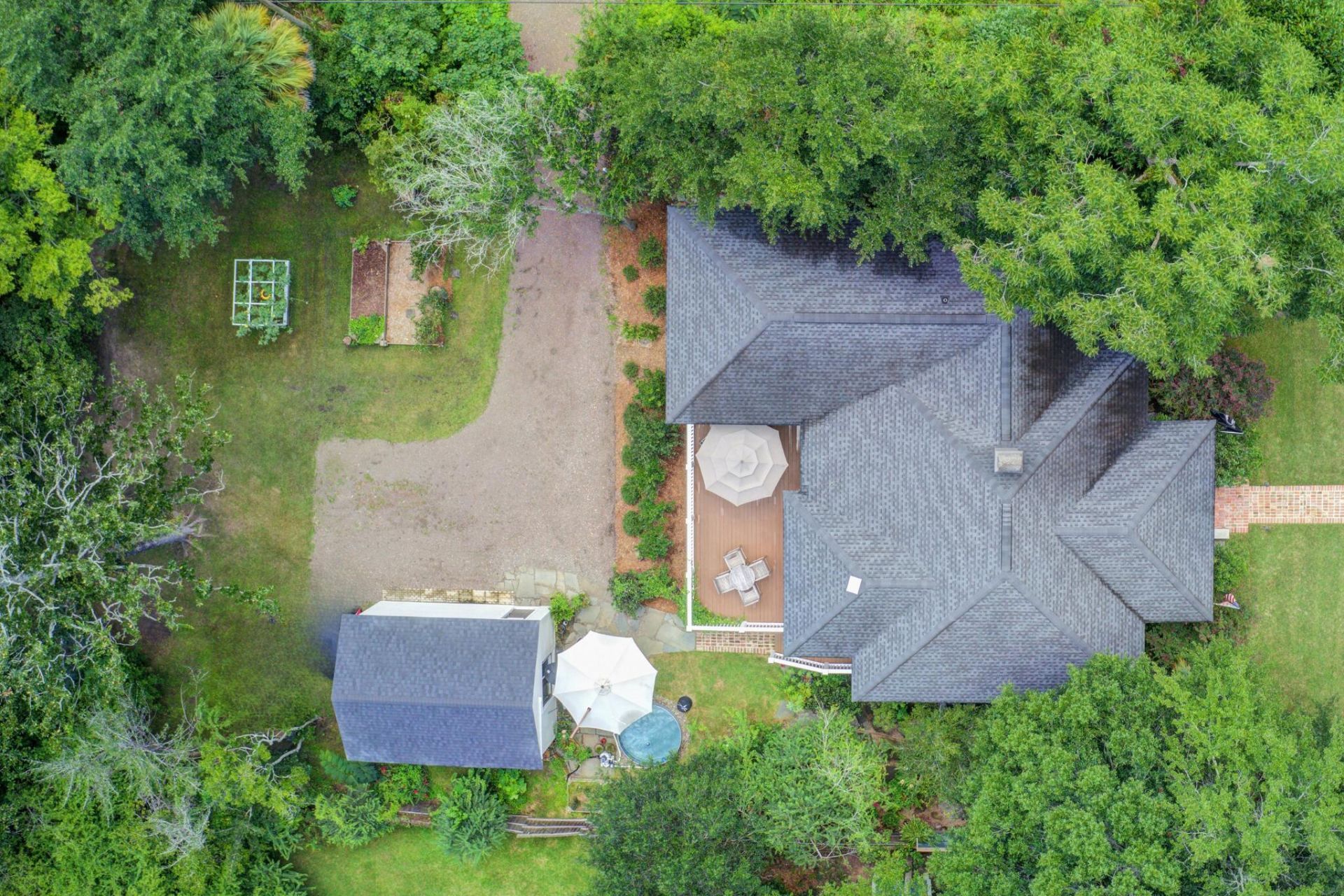 213 S Laurel Street Photo 48