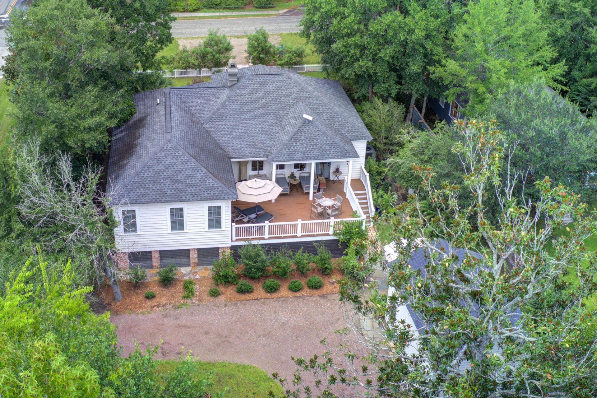 213 S Laurel Street Photo 49