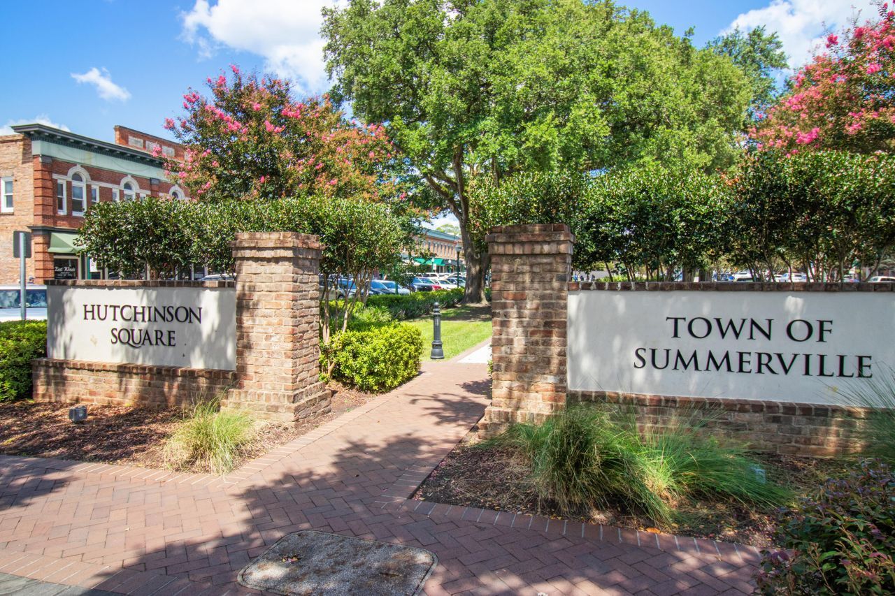 213 S Laurel Street Photo 52