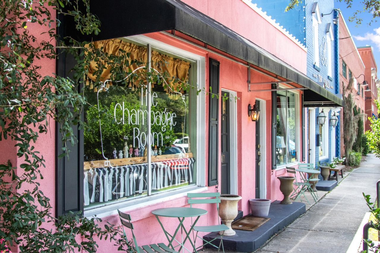 213 S Laurel Street Photo 53