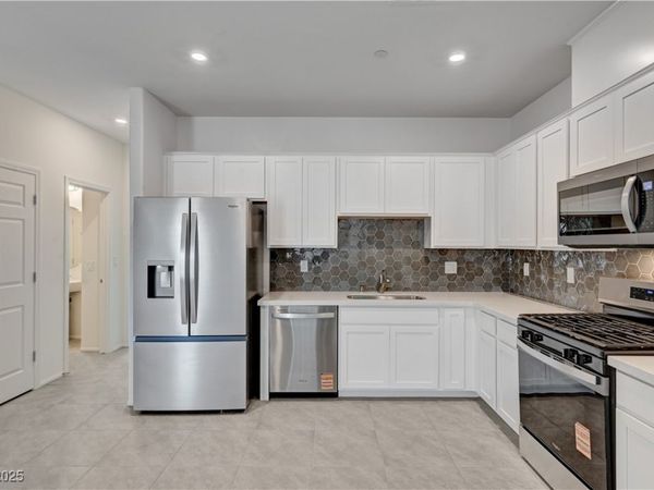 631 Bellus Place, Henderson, NV 89015