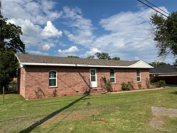 108 W Bryan Avenue, Calera, OK 74730