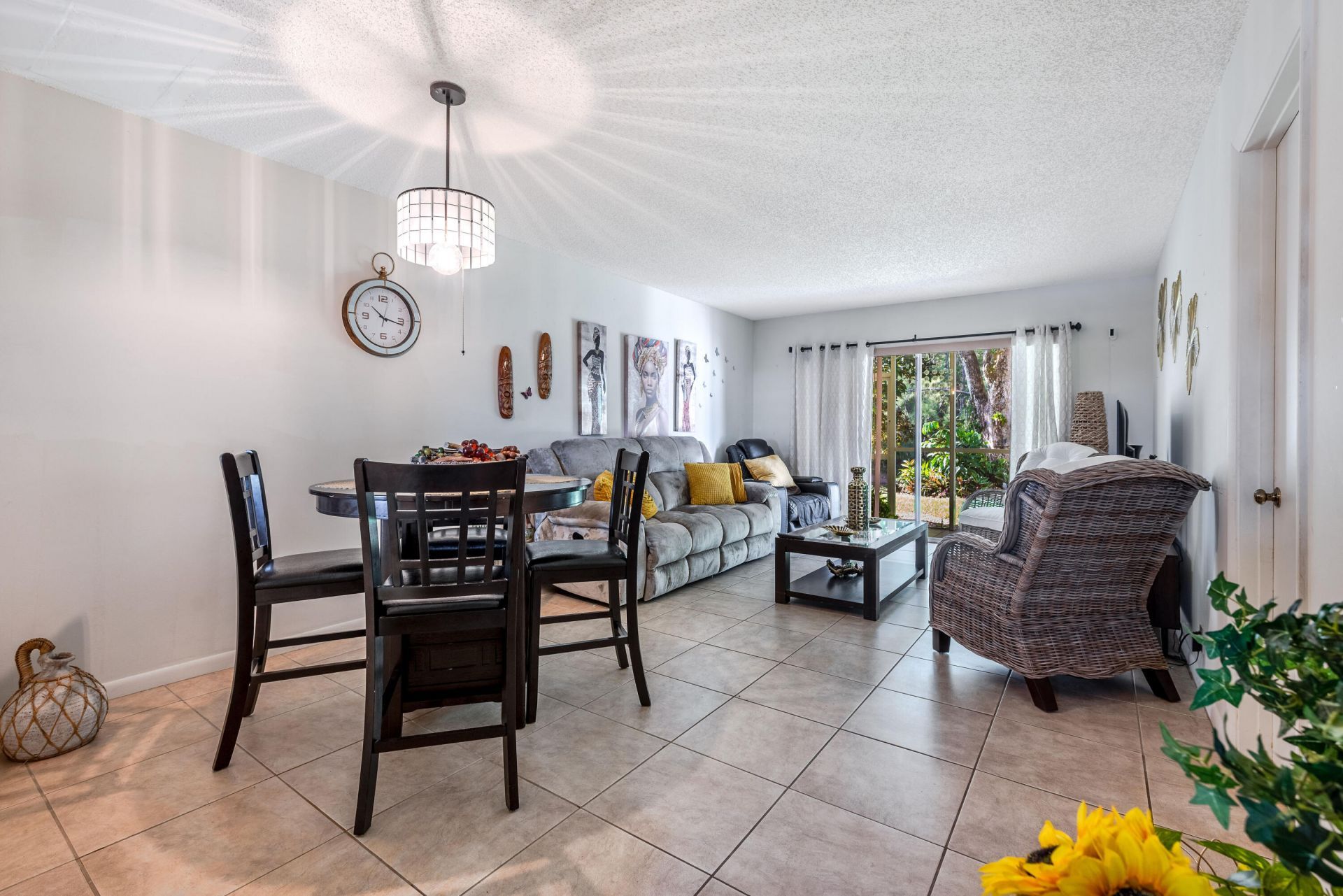 150 Lake Meryl Drive, Unit 143, West Palm Beach, FL 33411 Photo