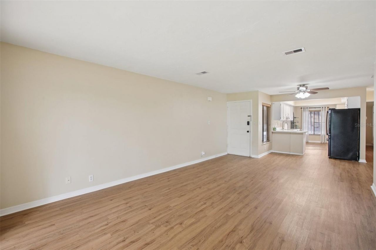 7300 Sunshine Skyway Lane S, Unit 202, Saint Petersburg, FL 33711 Photo