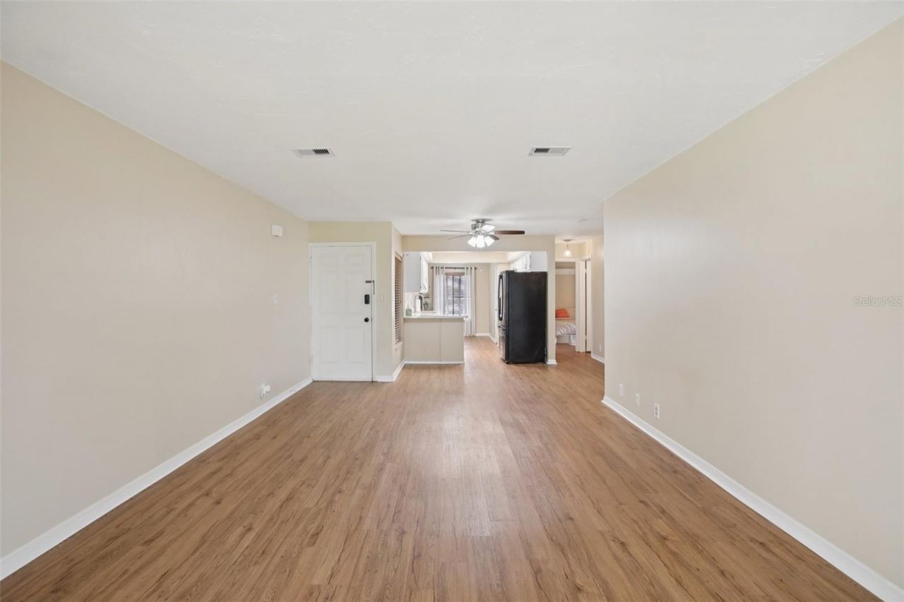 7300 Sunshine Skyway Lane S, Unit 202, Saint Petersburg, FL 33711 Photo