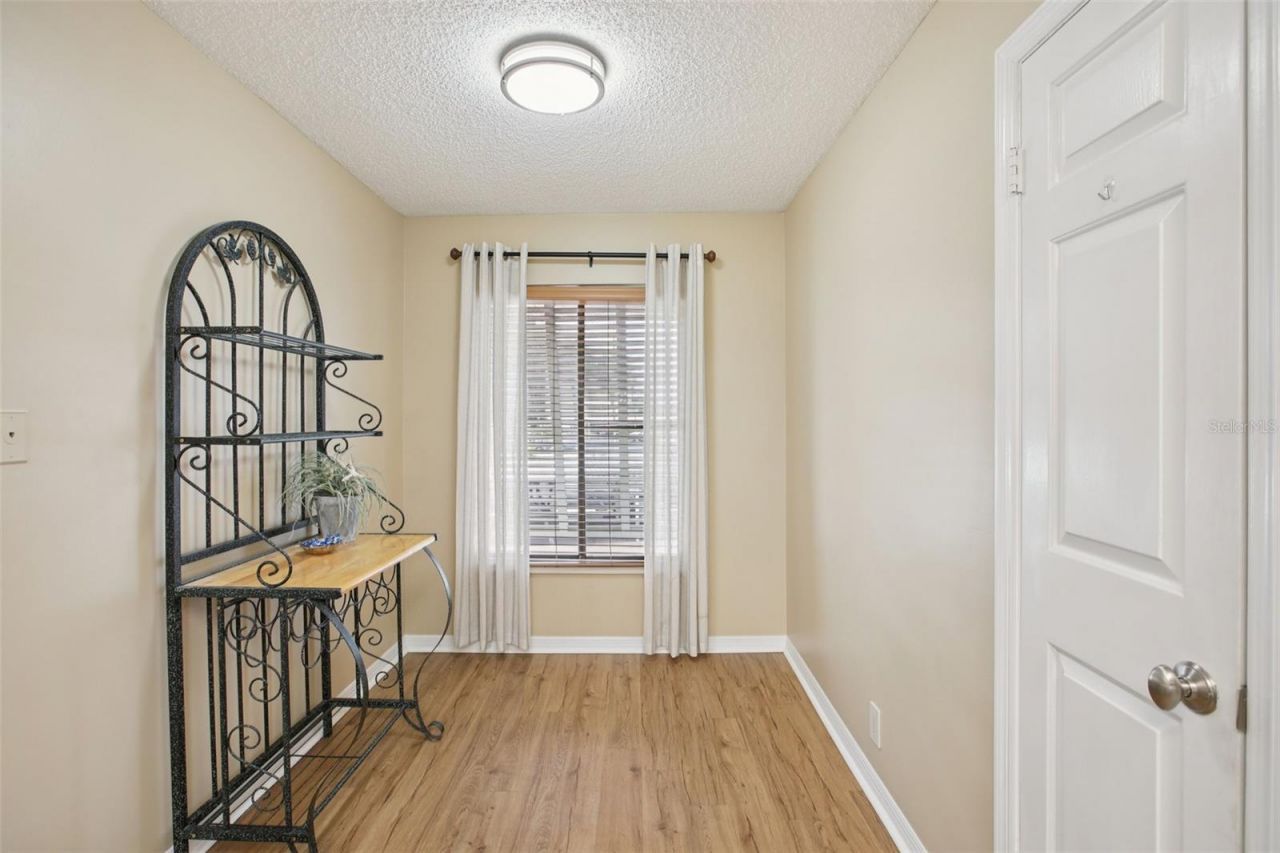 7300 Sunshine Skyway Lane S, Unit 202, Saint Petersburg, FL 33711 Photo