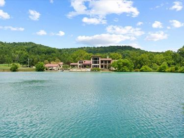 1805 Waggoner Riffle Road, West Union, OH 45693