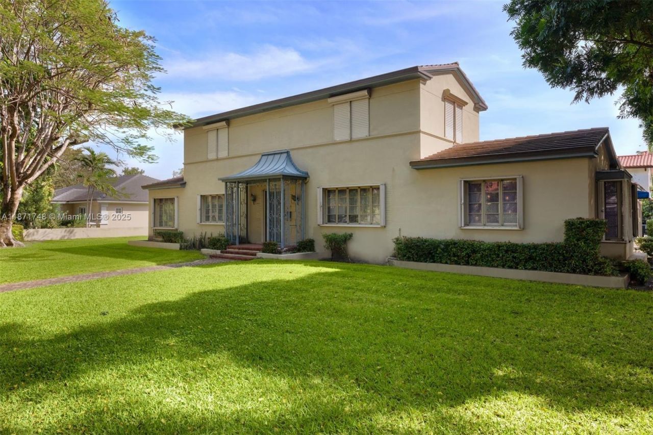 3015 Granada Blvd, Coral Gables, FL 33134 Photo