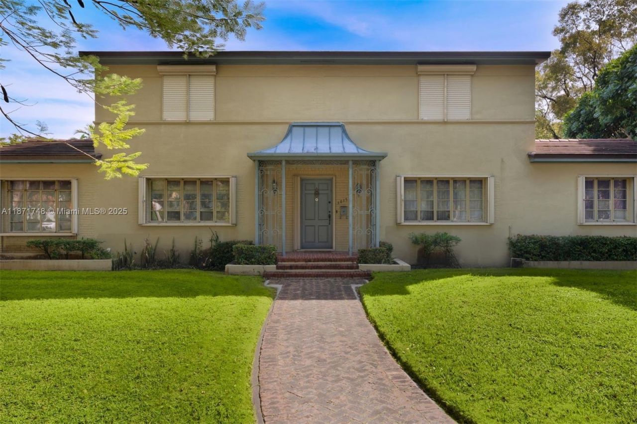 3015 Granada Blvd, Coral Gables, FL 33134 Photo