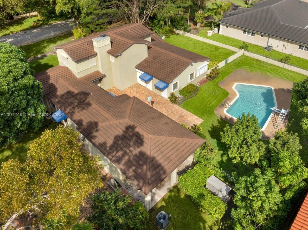 3015 Granada Blvd, Coral Gables, FL 33134 Photo