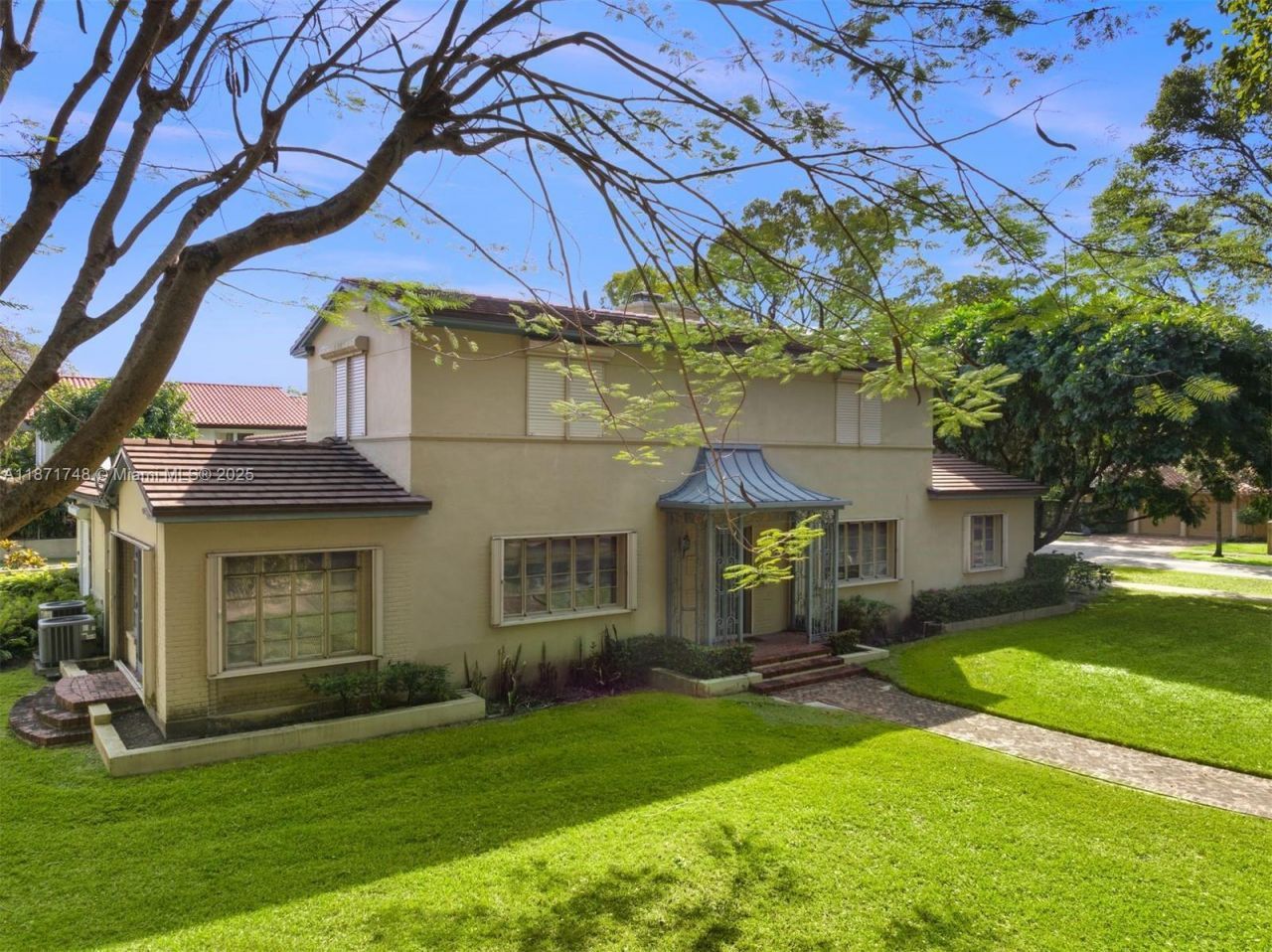 3015 Granada Blvd, Coral Gables, FL 33134 Photo