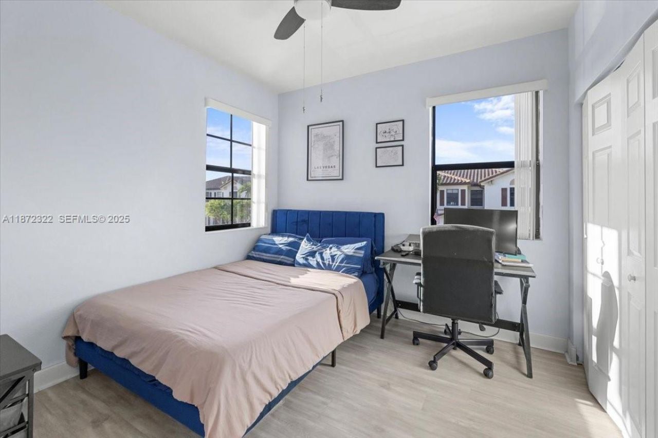 9287 W 33rd Ln, Hialeah, FL 33018 Photo