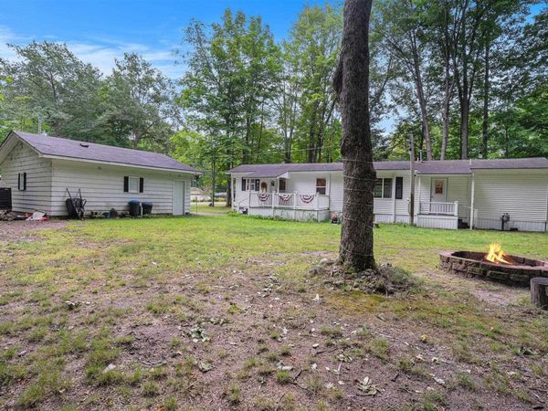 4181 Sands Park Drive NE, Kalkaska, MI 49646