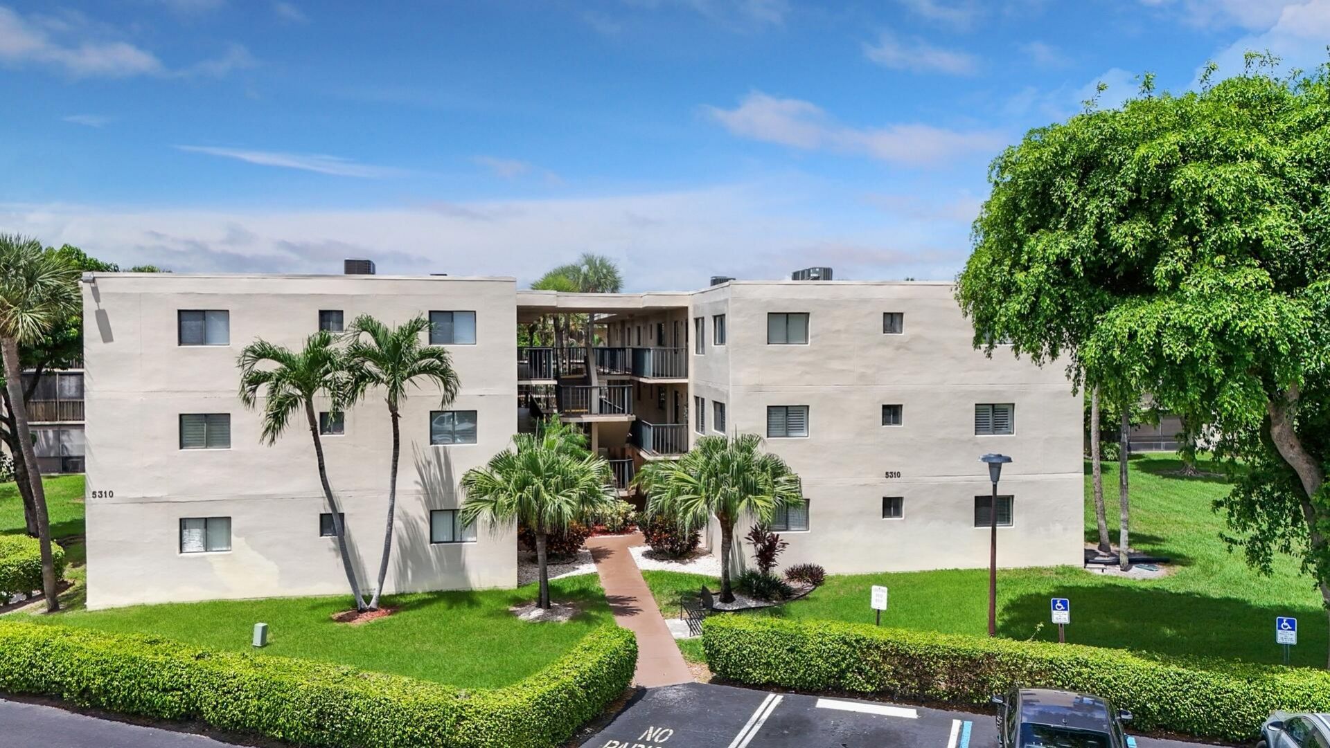 5310 Las Verdes Circle, Unit 118, Delray Beach, FL 33484 Photo