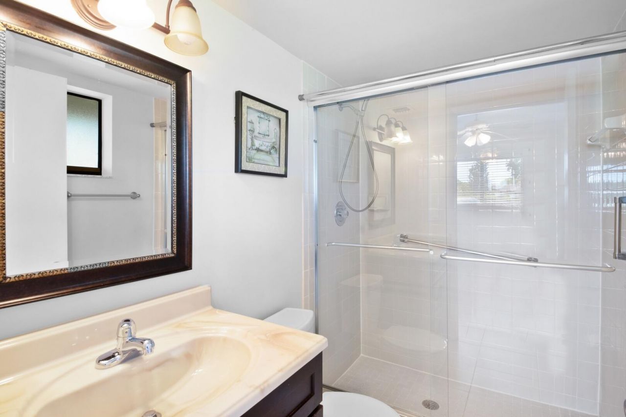 5310 Las Verdes Circle, Unit 118, Delray Beach, FL 33484 Photo