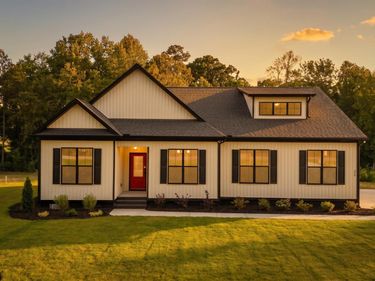 35 Autumnwood Lane, Zebulon, NC 27597