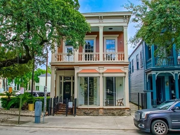 1716 ST. CHARLES Avenue, Unit A, New Orleans, LA 70130