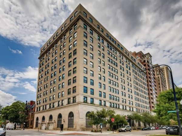 2100 N Lincoln Park West, Unit 4DN, Chicago, IL 60614