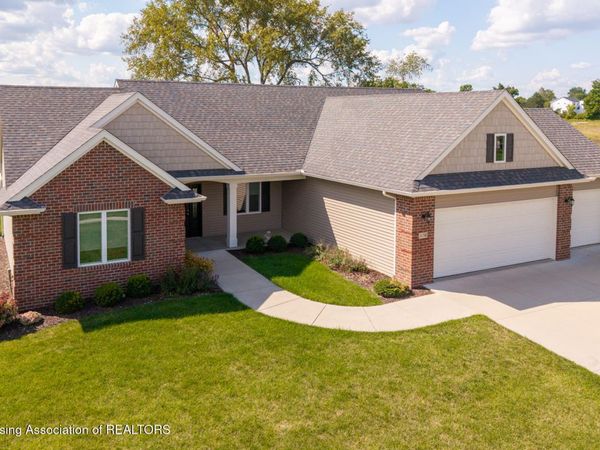 11740 Kalamata Drive, DeWitt, MI 48820