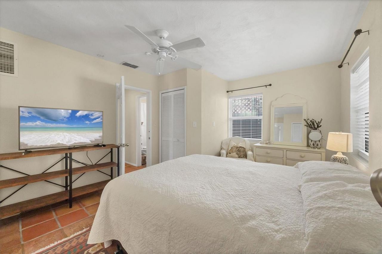 1975 Morrill Street, Unit A, Sarasota, FL 34236 Photo