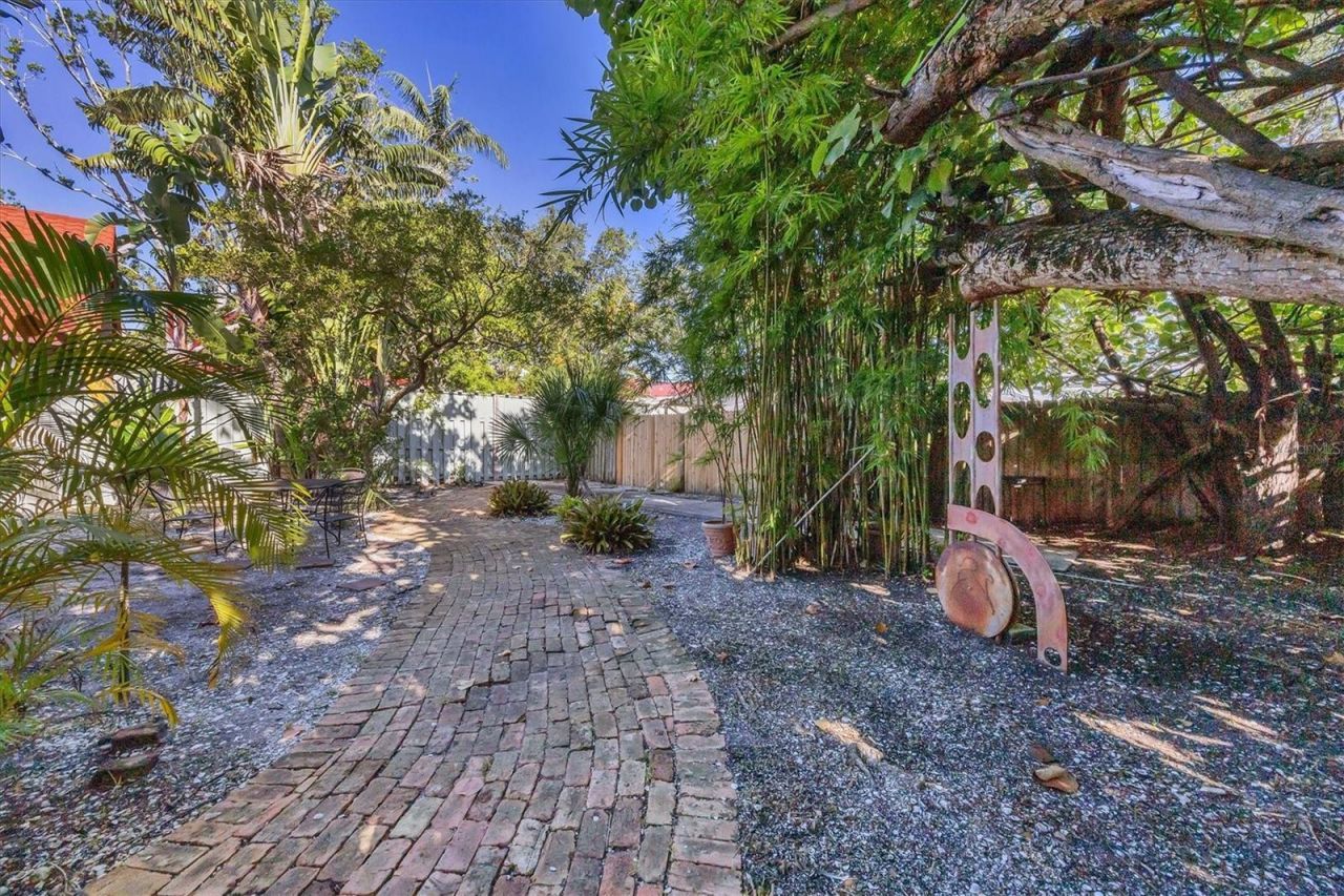 1975 Morrill Street, Unit A, Sarasota, FL 34236 Photo