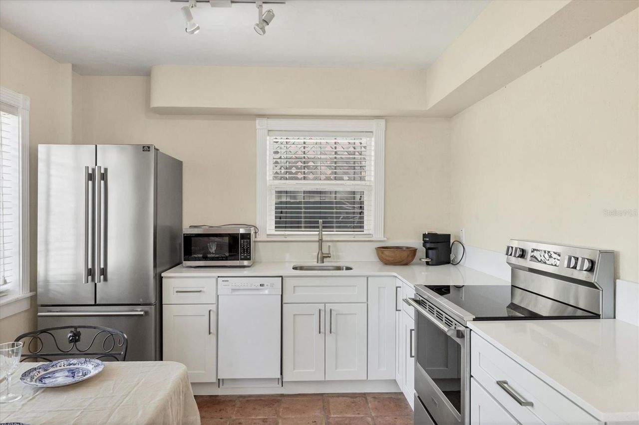 1975 Morrill Street, Unit A, Sarasota, FL 34236 Photo