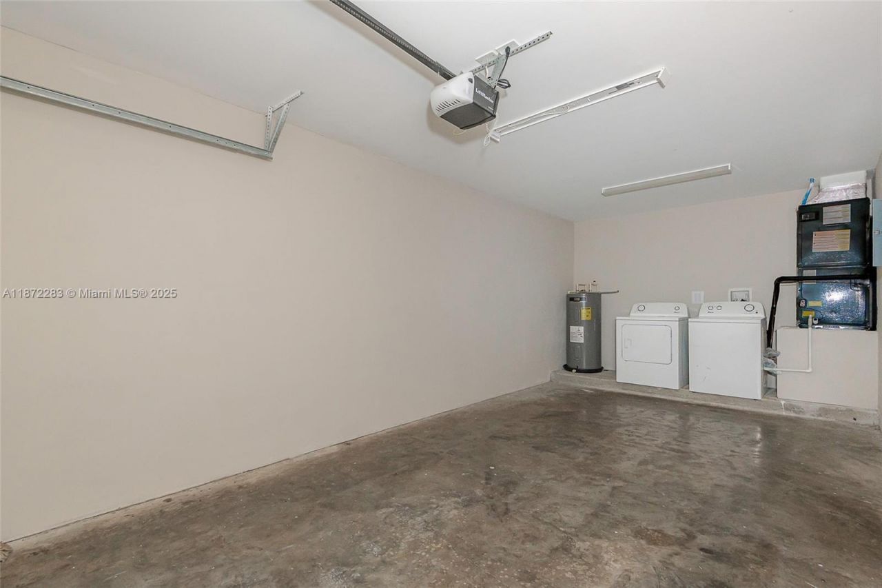 811-817 NW 3rd Ave, Fort Lauderdale, FL 33311 Photo