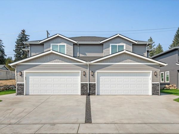 910 2nd St, Cheney, WA 99004