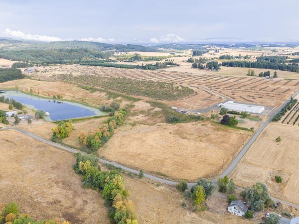 595 N Fir Villa Road, Dallas, OR 97338