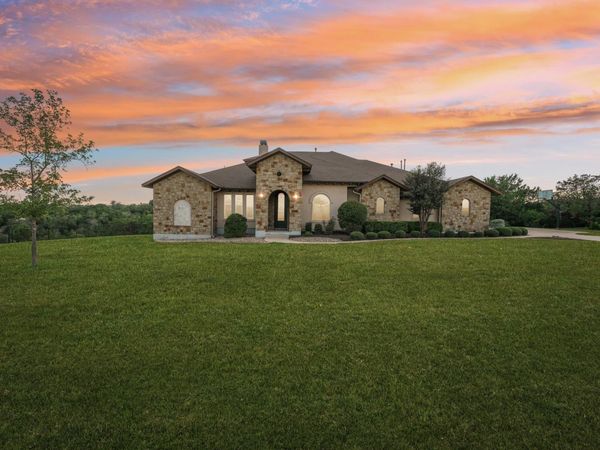 1104 Squaw VLY, Leander, TX 78641
