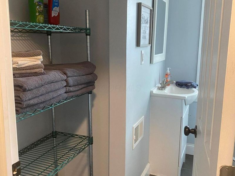 2683 Neil Avenue, Columbus, OH 43202 Photo 13