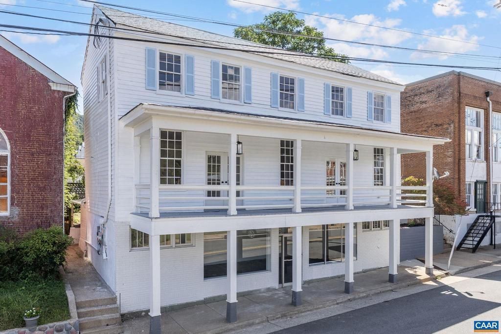 622 Front St, Lovingston, VA 22949 Main Photo