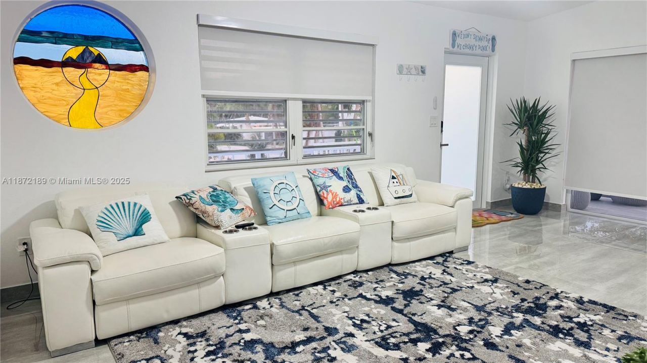 60 SE Marlin Ave, Unit 1, Key Largo, FL 33037 Photo