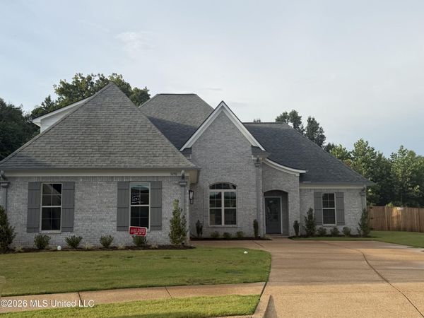 5290 Watson Vw Drive, Nesbit, MS 38651