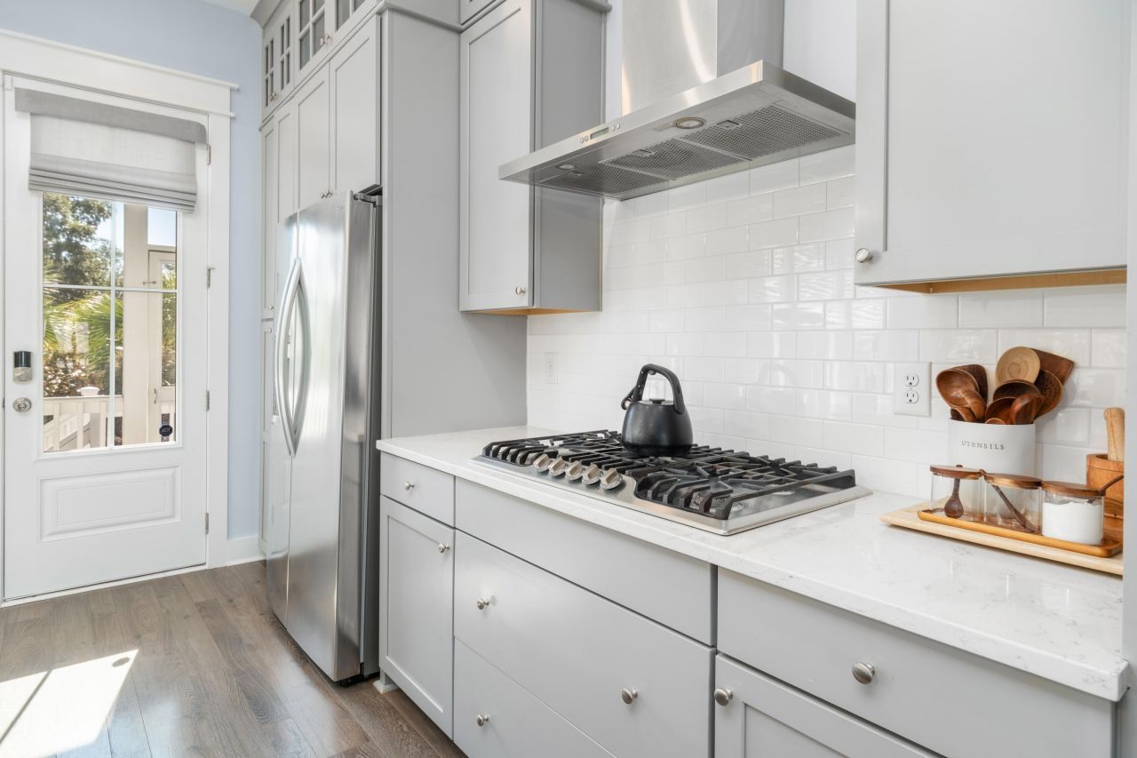 855 Forrest Drive Photo 10