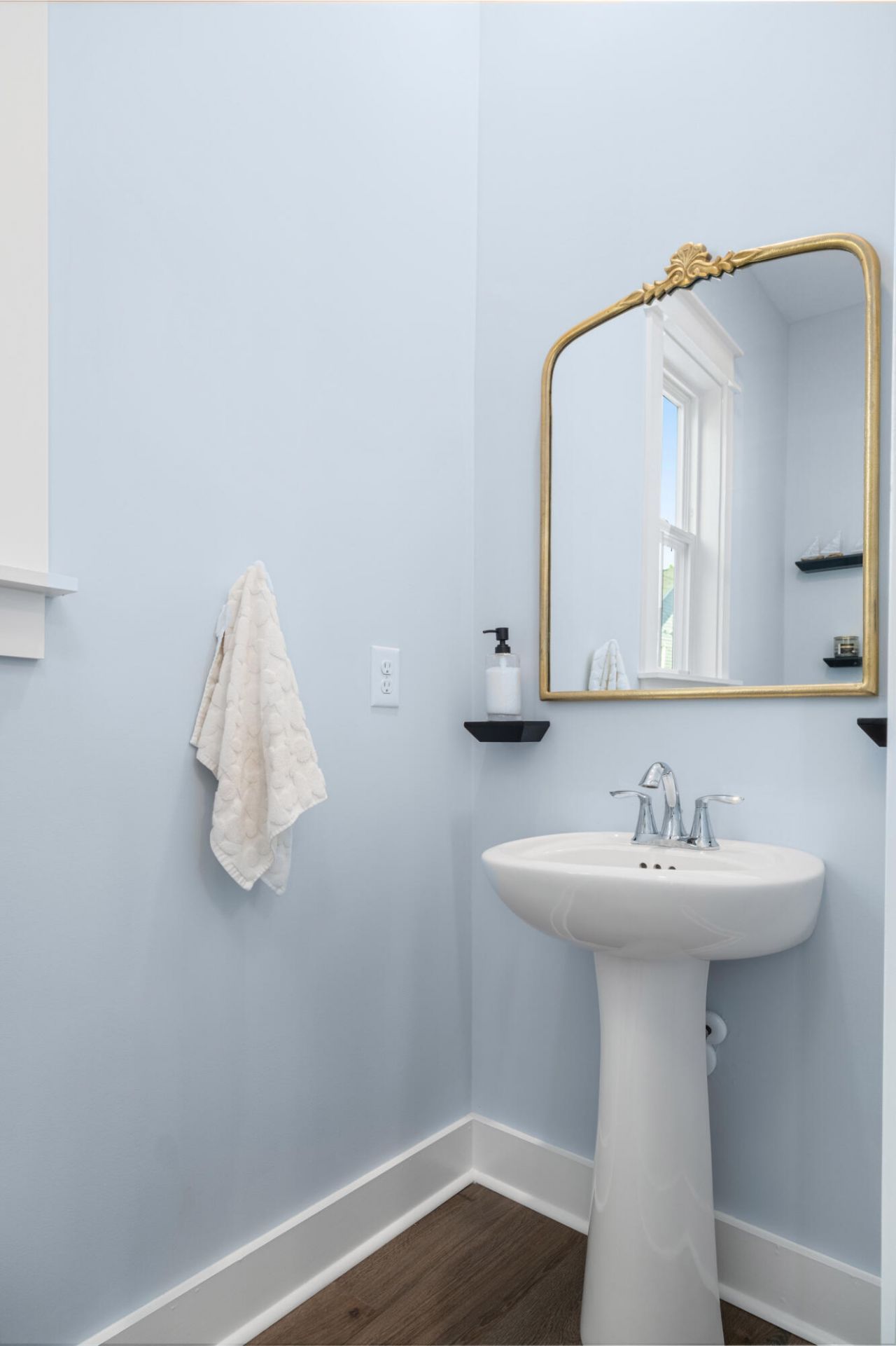 855 Forrest Drive Photo 24