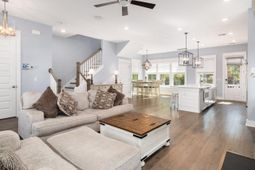 855 Forrest Drive photo 4