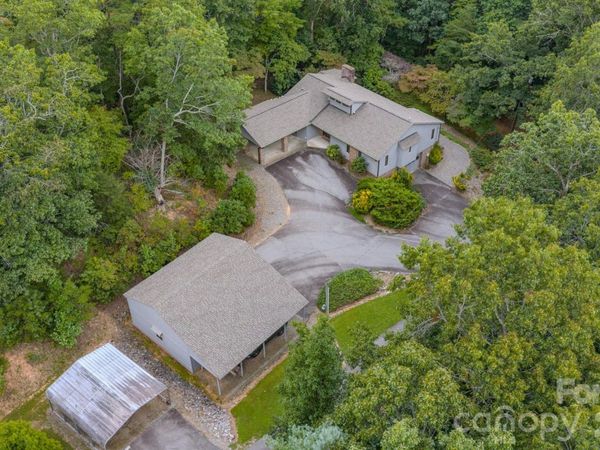 452 Cragmont Road, Black Mountain, NC 28711