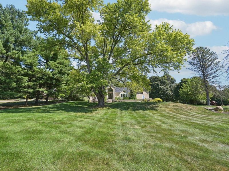 10669 Riverside Drive, Powell, OH 43065 Photo 4