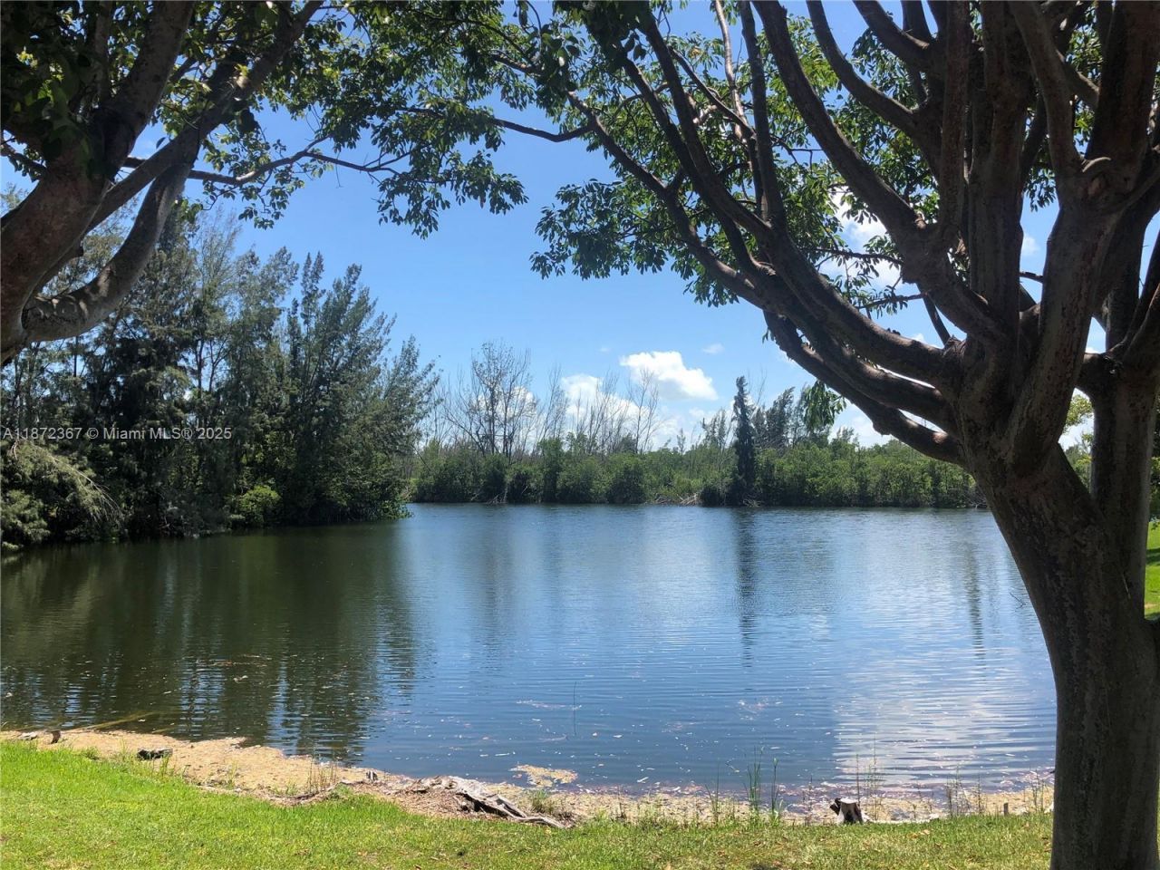 8260 SW 210th St, Unit 201, Cutler Bay, FL 33189 Photo