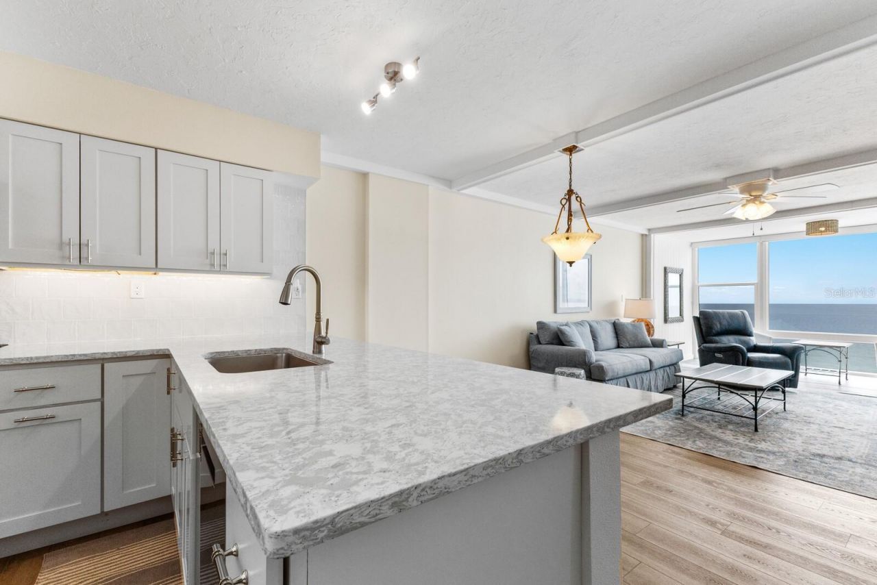 5300 Gulf Drive, Unit 508, Holmes Beach, FL 34217 Photo