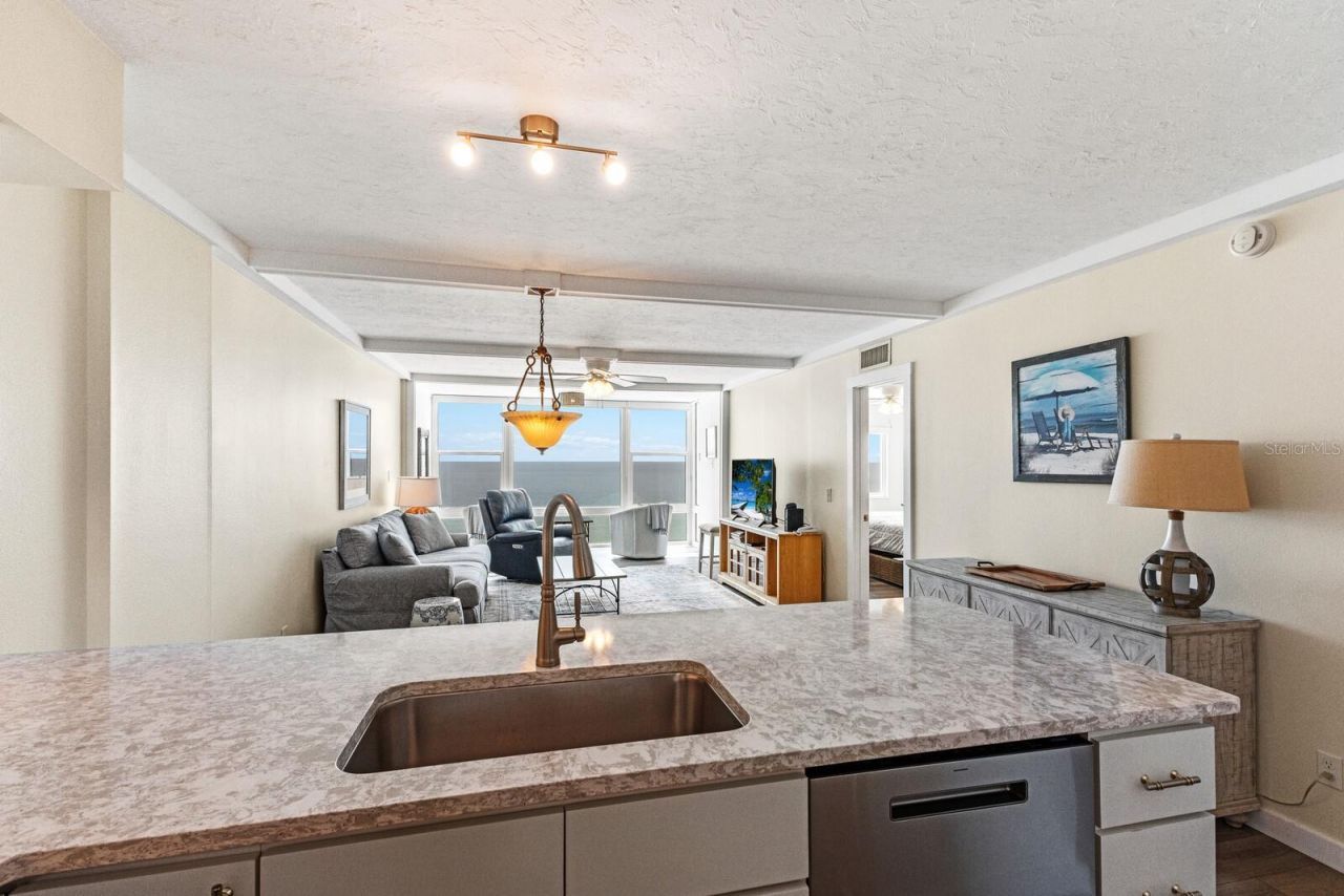 5300 Gulf Drive, Unit 508, Holmes Beach, FL 34217 Photo