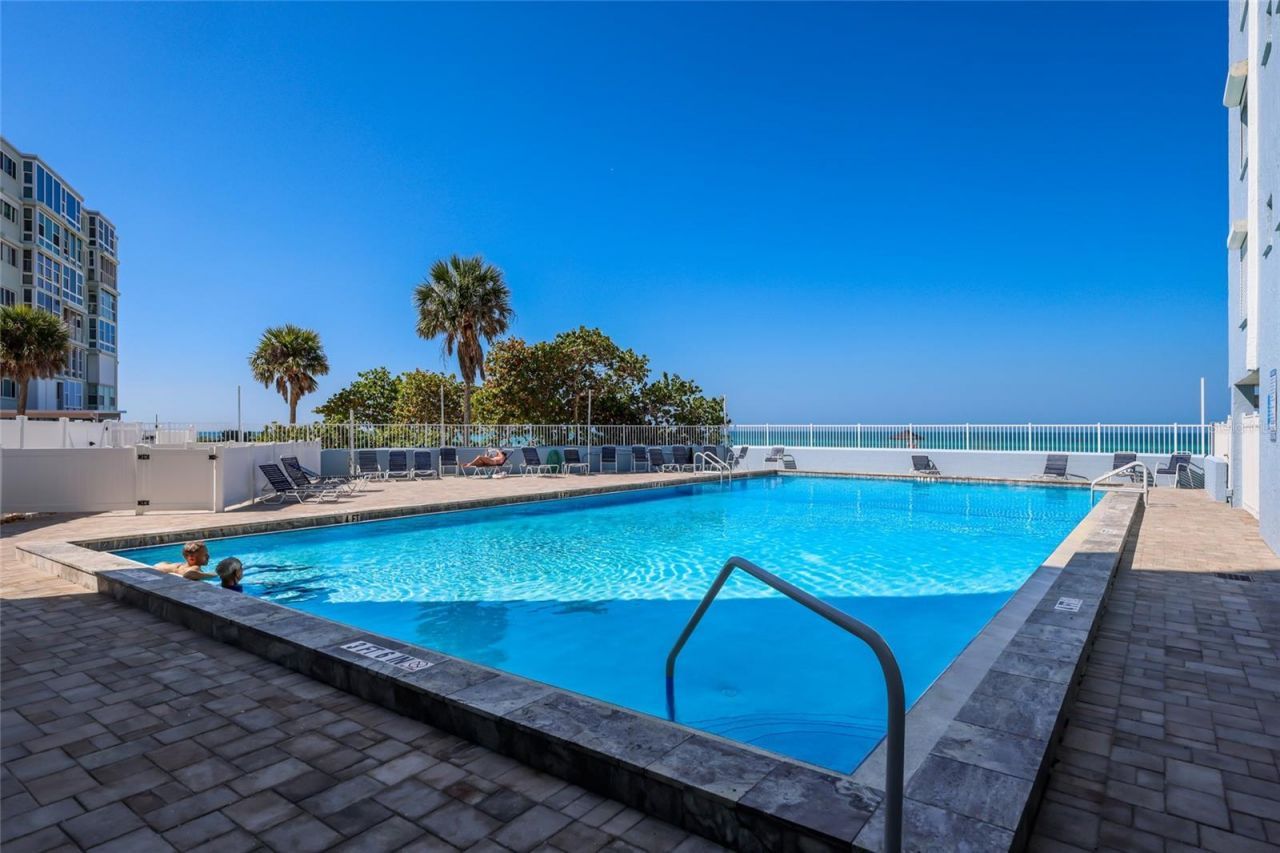 5300 Gulf Drive, Unit 508, Holmes Beach, FL 34217 Photo