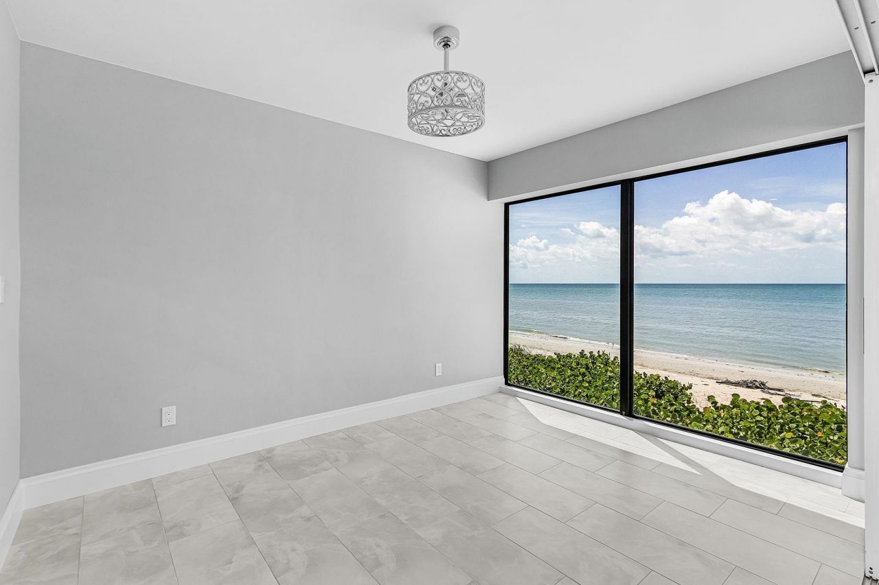 2721 W Gulf Dr, Unit 201, Sanibel, FL 33957 Photo