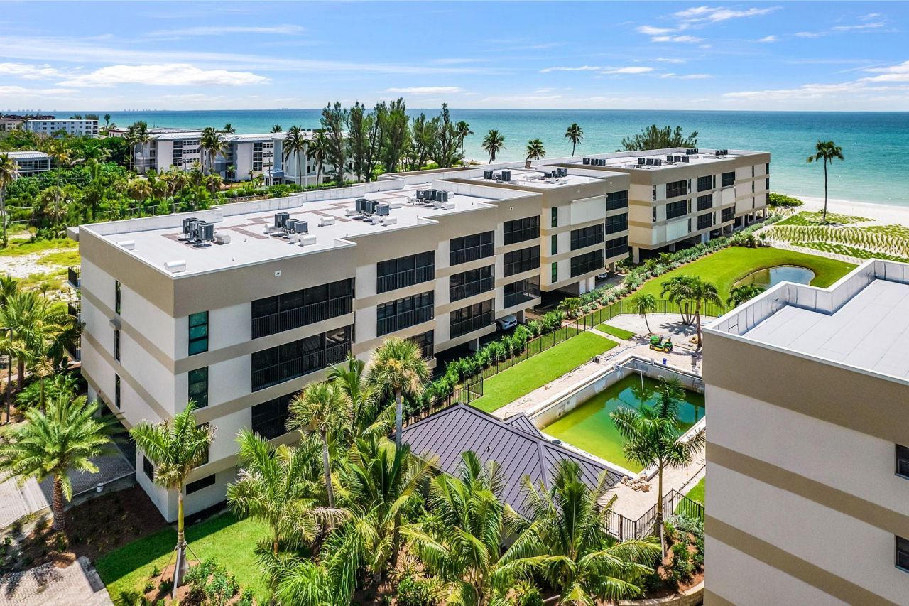 2721 W Gulf Dr, Unit 201, Sanibel, FL 33957 Photo